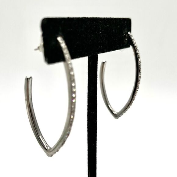 💝Silver Tone Half Hoop W/ Rhinestones Earrings - Picture 4 of 4